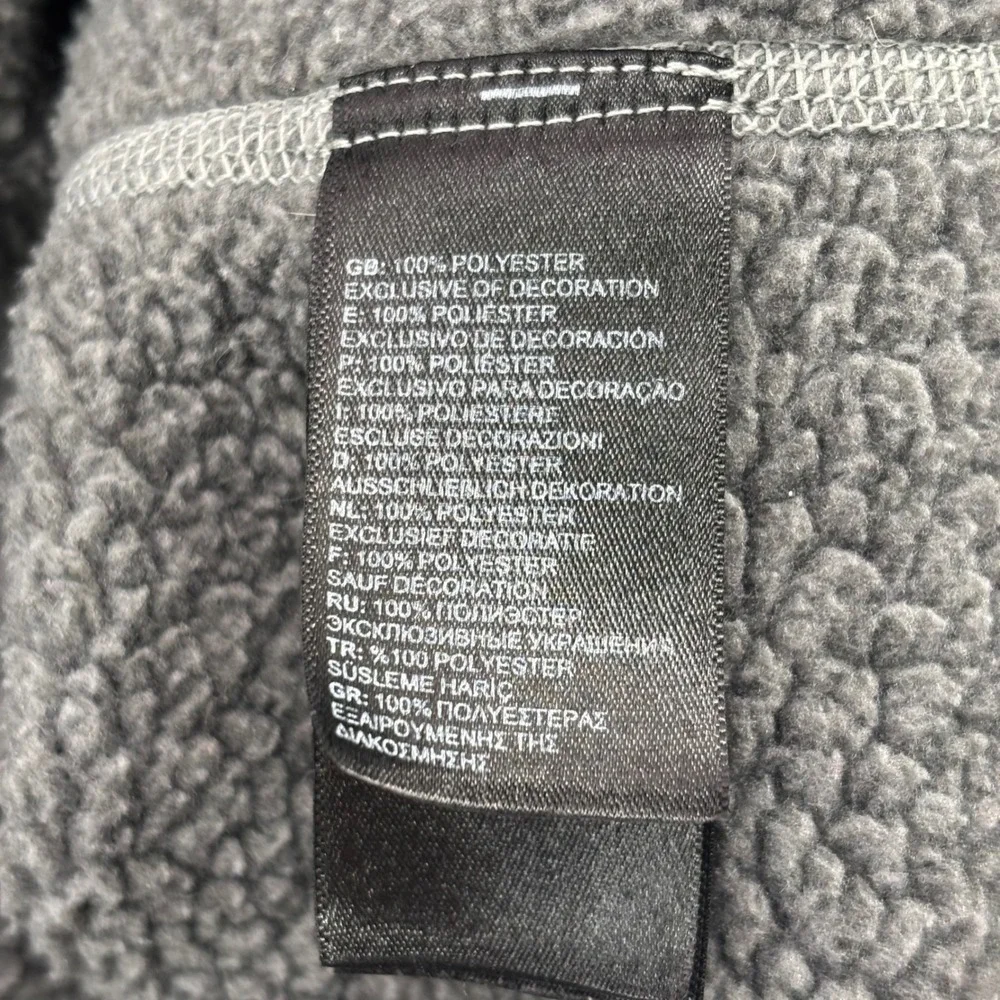 The North Face Gordon Lyons Quarter Zip Mens Large Grey Sweater Knit Fleece